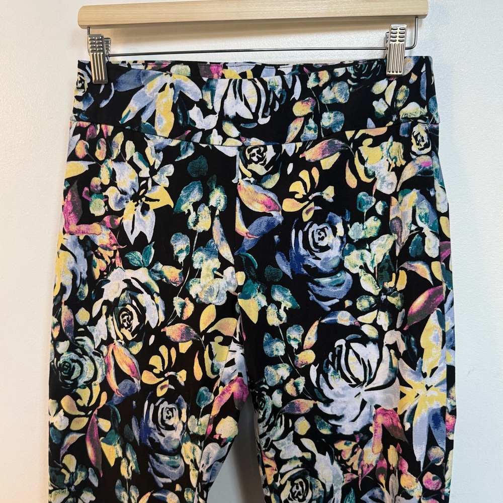 Zac & Rachel Multicolor Floral Pants - Picture 3 of 5